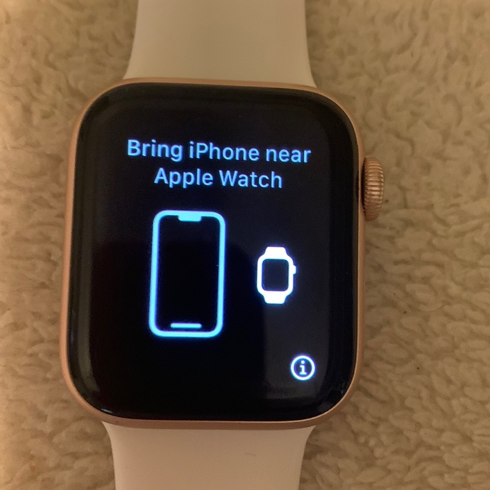 Apple Watch Series 4 GPS LTE Rose Gold 40mm.